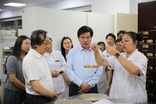 图片 2.jpg 图片 2.jpg