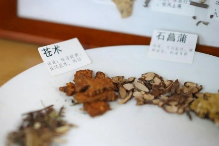 护理动态丨健康相伴,中医相随——我院中医护理体验活动暖心开启!